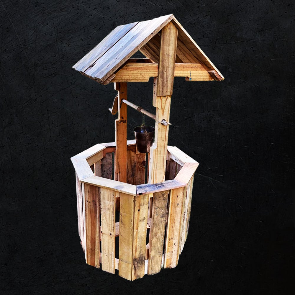 Hand Crafted Wood Wishing Well